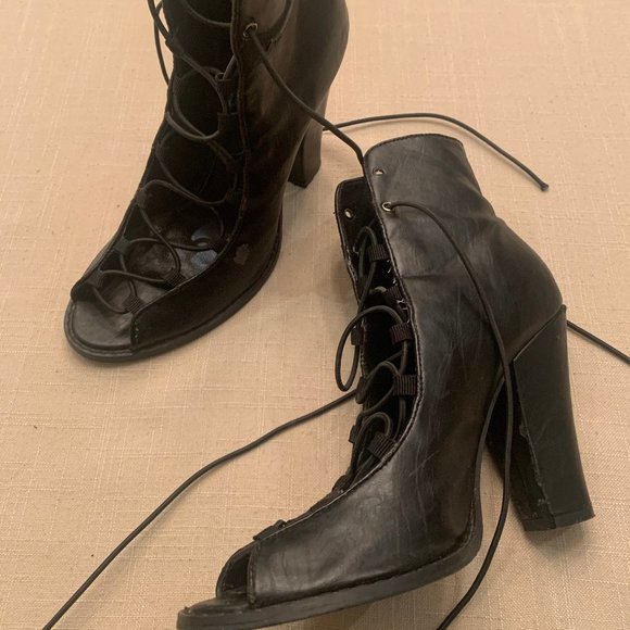 Forever 21 Lace Straps Peep Toe Bootie Heels - Picture 2 of 7